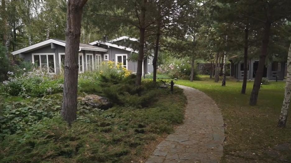 https://yakutsk.mslandshaft.ru/storage/app/uploads/public/642/bc0/d39/642bc0d399e1d921922120.png